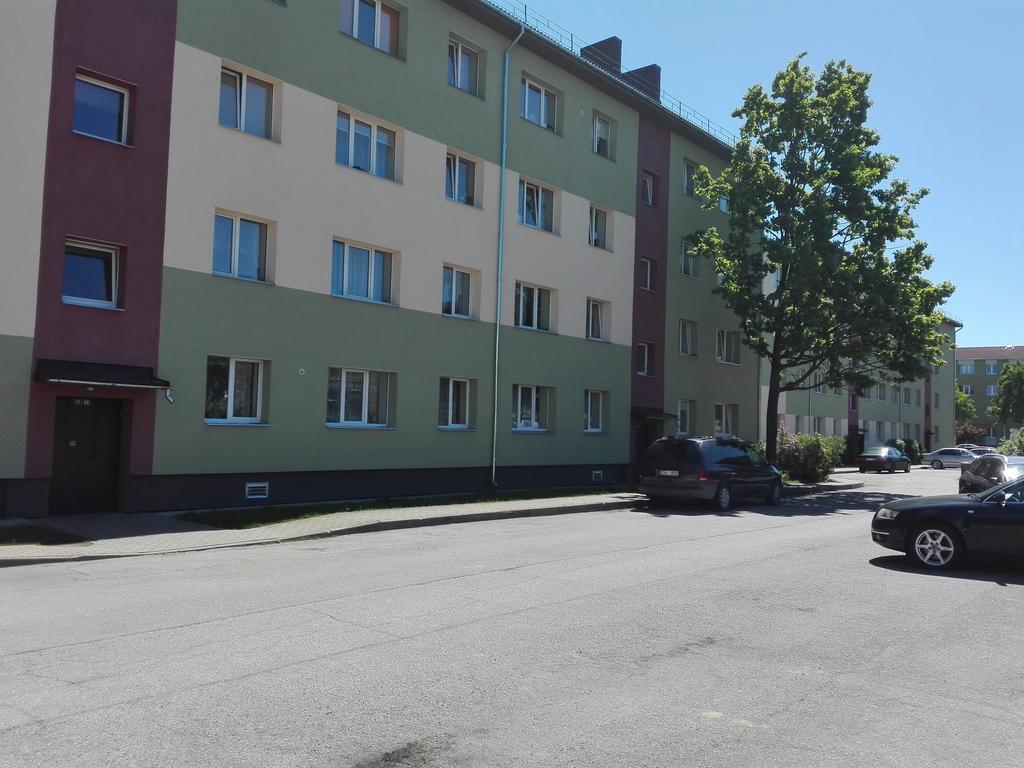 City Centre Apartaments Ventspils Esterno foto